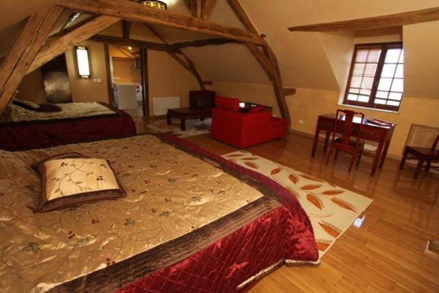 Chateau De Belle Poule Bed & Breakfast Les Ponts-de-Ce Room photo