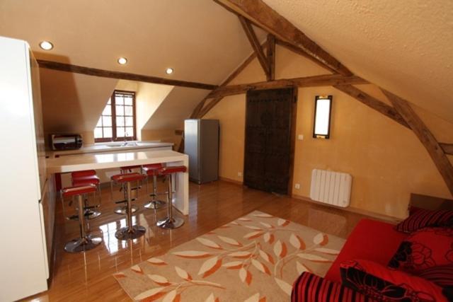Chateau De Belle Poule Les Ponts-de-Ce Room photo